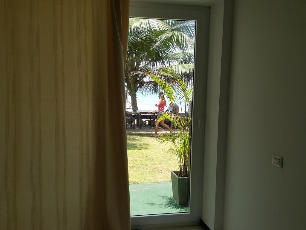 The Den Guest House ヒッカドゥワ エクステリア 写真